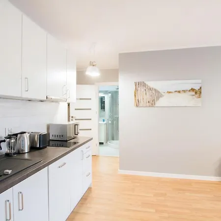 Apartments Gdynia Na Fali With Free Parking By Noclegi Renters Exterior photo