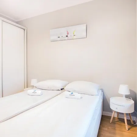 Apartments Gdynia Na Fali With Free Parking By Noclegi Renters Exterior photo